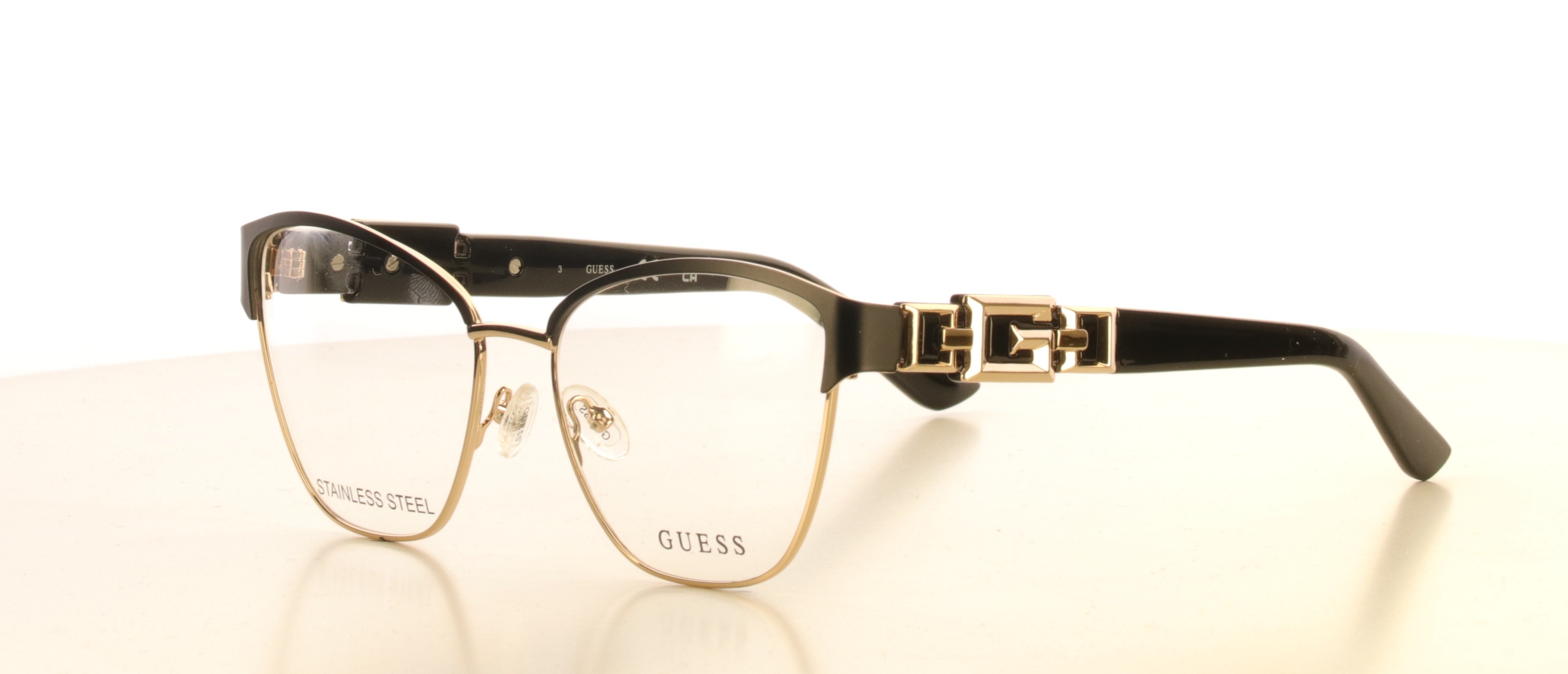 Rama ochelari vedere Guess